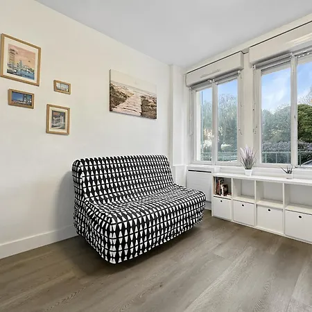 Apartment Ty Anne Joli Studio Bien Place