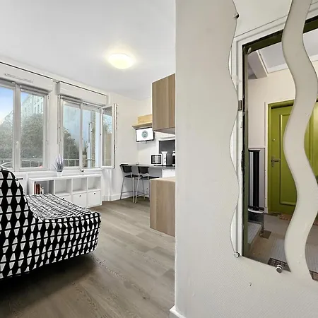 Ty Anne Joli Studio Bien Place Apartment *